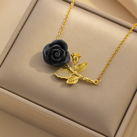 Collier tendance pour femmes, unique, imitation perle, romantique, noir, rouge, rose, fleur, acier inoxydable, plaqué or 18 carats, chaîne à maillons
