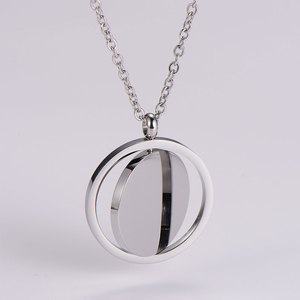 Collier minimaliste personnalisé en acier inoxydable 316L plaqué or 14k 18k, rotatif, pour femmes et hommes, gravure possible. - Product Image 5