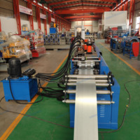 Machine de formage automatique de cadres de portes, ligne de production de cadres de portes en acier, machine de poinçonnage, de découpe et d'embossage pour la fabrication de cadres de portes