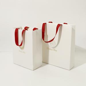 Tùy chỉnh thân thiện với môi WhitePaper kết cấu Kraft nghệ thuật túi giấy sang trọng hoa in mang nhãn hiệu quần áo giày vớ lông với logo - Product Image 6