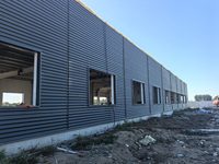 Solución Industrial Moderna: Edificio de Estructura de Acero con Paneles Sándwich, Almacén, Taller, Edificio Prefabricado