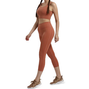 High Quality Durable Comfortable Premium Quality Wholesale Women Yoga Set Best Design Customized Logo Quick Dry Yoga Set - Product Image 2