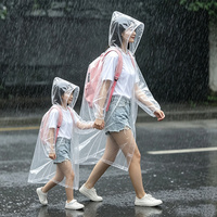 Poncho de pluie jetable en PE, format carte, transparent, pour adultes et enfants, imperméable, avec capuche, compact et portable pour les voyages et les activités de plein air