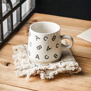 Taza de café de cerámica con diseño de letras y números japoneses Retro, tazas de oficina de desayuno de porcelana mate de 400ml para uso diario - Product Image 4