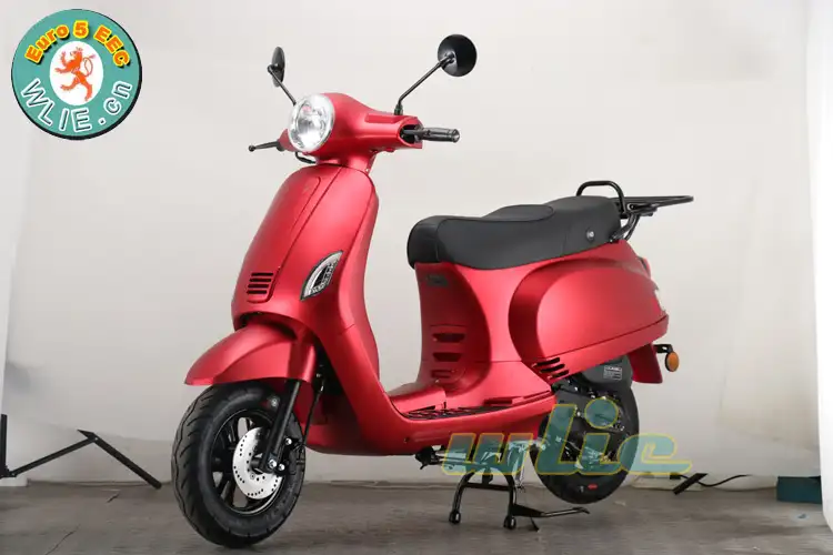 Hot sale petrol cheap scooter 100cc chinese motorcycle bike china Maple 50, 125 with Euro 5 EEC COC
