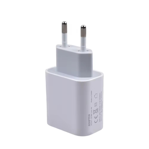 Caricabatterie originale di fabbrica EU UK presa <span class=keywords><strong>3</strong></span> pin adattatore USB C 20W PD ricarica rapida tipo C caricabatterie per iPhone 16 15 14 13 12 Pro - Product Image 3