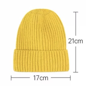 Gorro de Punto de Alta Calidad para Invierno, Hecho con Pelo de Alpaca. Gorro de Lana Personalizable de Color Sólido para Hombre y Mujer - Product Image 2