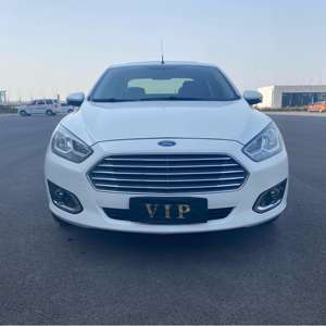 รถฟอร์ดโกรธอัตโนมัติสีขาว2015 1.5L ซีดานสี่<span class=keywords><strong>ประตู</strong></span>ห้าที่นั่งแฟชั่น - Product Image 2