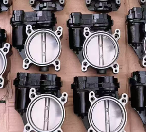 Pièces de moteur de camion authentiques les plus vendues 6506759 6505890 Soupape d'échappement 6506759 6505890 - Product Image 3