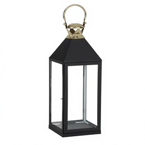 Portavelas de Metal Negro con Asa Dorada y Ventana de Vidrio para Decoración del Hogar - Product Image 3