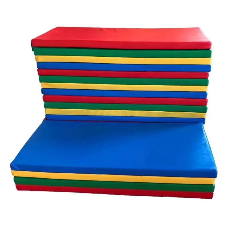 Tapis en mousse souple tapis de sol de gymnastique pliables pour équipement de terrain de jeu extérieur intérieur de gymnase