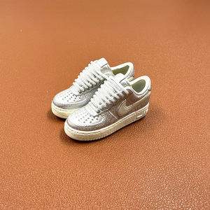 Molde de Zapatos Aj, Zapatos Desnudos <span class=keywords><strong>Air</strong></span> <span class=keywords><strong>Force</strong></span> One, Par de <span class=keywords><strong>Af1</strong></span> Mini, Zapatos de Baloncesto Tridimensionales 3D, Adornos Modernos para Escritorio - Product Image 3