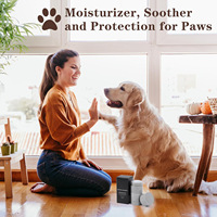 Baume pour pattes et nez de chien PetFit OEM à base de plantes naturelles, emballage plastique moderne, crème hydratante écologique pour le soin des pattes et des griffes