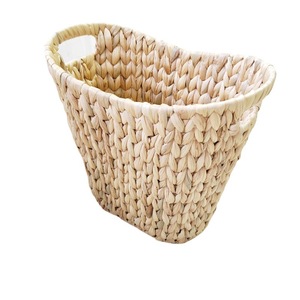 Panier de rangement ovale en jacinthe d'eau tressée fait main pour l'organisation de la maison, des jouets et des essentiels, forme rectangulaire, couleur naturelle - Product Image 5