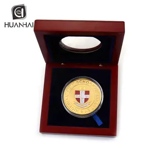 Personalizado de lujo puro oro logotipo moneda conmemorativa con caja de madera