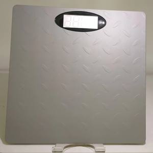 Balance électronique pour mère et bébé MB3021, rectangulaire, antidérapante, alimentée par batterie, mesure du poids pour usage domestique - Product Image 3