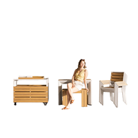 Meubles de jardin confortables et modernes, table à manger extensible et ensemble de canapés, bois d'extérieur avec table et chaises