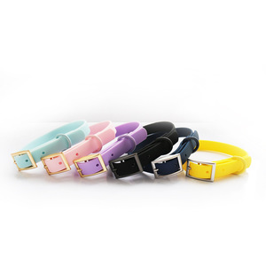Conjunto de Correa y <span class=keywords><strong>Collar</strong></span> de Perro de PVC Ajustable de Lujo Personalizado, Collares para Mascotas Suaves e Impermeables de Colores con Características Multifuncionales - Product Image 3