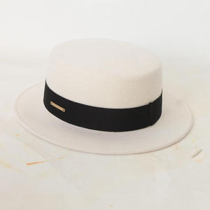 Nouveauté 2025 Chapeaux Fedora Unisexe Classiques de Haute Qualité Style Français en Feutre de <span class=keywords><strong>Laine</strong></span> Logo Personnalisé Large Bord pour les Fêtes d'Hiver - Product Image 5