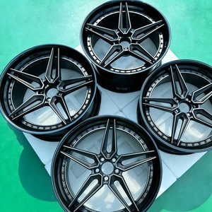 Rueda Forjada Personalizada de 2 Piezas de Aleación de Aluminio 4x114.3 5x100 5x108 5x112 5x114.3 5x115 5x120 5x127 Murcielago Countach <span class=keywords><strong>Diablo</strong></span> 911 - Product Image 4