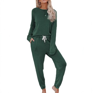 Conjunto de Salón Personalizado para Mujer con Sensación de Algodón, Top de Manga Larga con Cuello Redondo y Pantalones Jogger, Atuendo Casual para el Hogar - Product Image 5