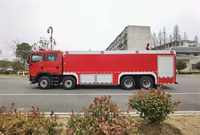 Camion-citerne à eau professionnel de 25 000 L, camion de pompiers 8x4 Sinotruk 450HP, véhicule de sauvetage lourd