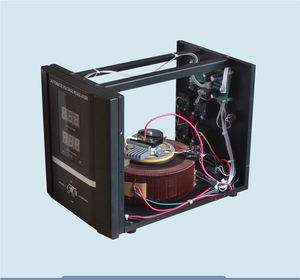 Servoestabilizador 2000VA regulador de voltaje automático monofásico AC 220V de alta precisión para el hogar. - Product Image 3