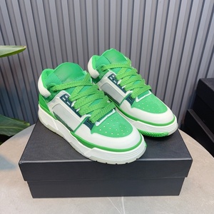 Chaussures de sport décontractées de luxe 2026, tendance mode, avec semelle épaisse en caoutchouc amortissante et surface en maille antidérapante - Product Image 1