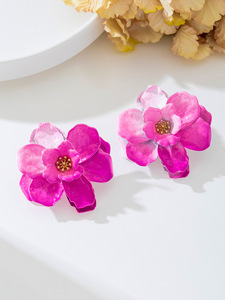 Coppia di eleganti orecchini a forma di fiore a forma di fiore con anima a forma di fiore tridimensionale in lega a forma di petalo per gioco quotidiano e regalo da donna - Product Image 6
