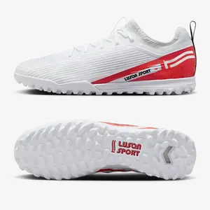 حذاء لكرة القدم مخصص من LUSON يحمل شعار الفريق أحذية كرة القدم للأولاد حذاء كرة القدم مع مسامير