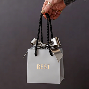 Custom <strong>Printed</strong> <strong>Logo</strong> <strong>Paper</strong> <strong>Bag</strong> Custom Boutique Luxury Shopping Gift <strong>Paper</strong> Gift Box <strong>Bags</strong> <strong>with</strong> Handle - Product Image 3