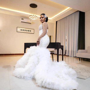 Vestido de Novia Moderno de Lujo sin Tirantes, Estilo Europeo Americano, Talla Grande, con Encaje Natural, Cierre de Cordones, Corte Sirena/Trompeta - Product Image 4