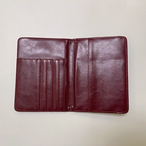 Tarjetero y Porta Pasaporte con Bloqueo RFID para Negocios, con Logotipo Metálico, para Pasaportes de EE. UU. - Product Image 5