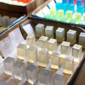 Kit de productos artesanales de glicerina para hacer jabón, suministros para hacer jabón de fusión y vertido para proyectos de bricolaje. - Product Image 1