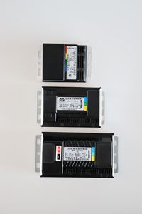 Controlador inteligente eficiente integrado 48V 60V 72V motocicleta eléctrica controlador sin escobillas PMSM Controladores de motor - Product Image 2