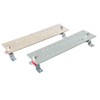 Barre omnibus de terre en cuivre robuste sur mesure avec connexion par boulons, 200A max. ampères continus, multipolaire pour le support des systèmes de mise à la terre