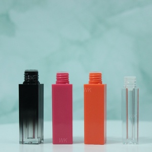 Tubo de Brillo Labial de Doble Cabeza con Diseño Cuadrado y Logotipo Personalizado 2026, 2 Colores en 1, Tubos de Lápiz Labial Vacíos - Product Image 2