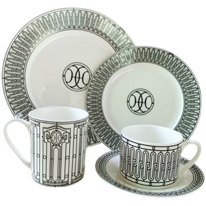 Best Selling 4 Piece Nordic Luxury Eco-Friendly Black Line Dining Room Set Ceramic Plate with <b>Gift</b> <b>Box</b> - Product Image 6