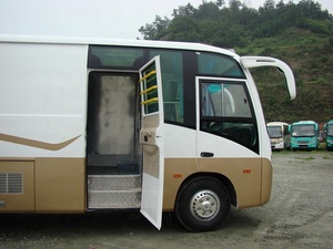 Dongfeng Cargo Van Truck 2 Chỗ Ngồi Với Giường Xe Buýt Mini Đặc Biệt - Product Image 3