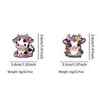 Broches en métal en gros, motifs de dessins animés, impression UV, mignonnes, en forme de vache, accessoires créatifs de mode pour vêtements et sacs à dos