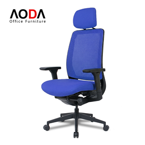 Chaise de <span class=keywords><strong>bureau</strong></span> exécutive ergonomique moderne à dossier haut avec accoudoirs réglables, base en nylon, construction robuste - Product Image 1