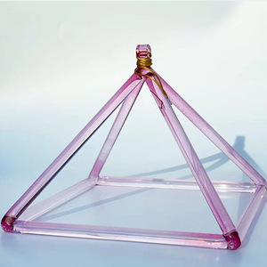 Accessoire d'instrument de musique de pyramides de guérison sonores en cristal coloré <span class=keywords><strong>pour</strong></span> la <span class=keywords><strong>méditation</strong></span> et les pyramides chantantes - Product Image 4