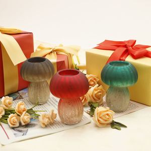 Nouveauté 2025 : Artisanat en verre de haute qualité en forme de champignon pour la décoration de bureau et de maison - Product Image 5