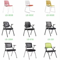 Chaise de bureau ergonomique empilable en maille aérée pour l'école, les conférences et la formation, avec dossier en plastique et dossier pliable, chaises contractuelles pliantes