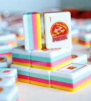 Set Mahjong Tema Makanan Amerika OEM Kustom 160 Ubin Akrilik Dengan Rak Label Pribadi Grosir untuk Hadiah Malam Permainan