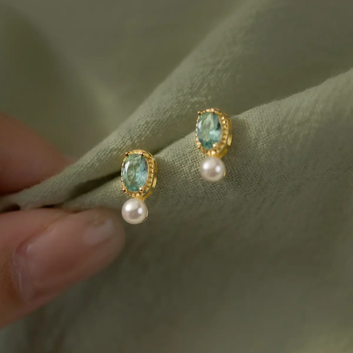 Daidan Earrings Women Korean Style Silver Pearl Oval Stud Pearl Drop Blue Cubic Zirconia Stud Earrings