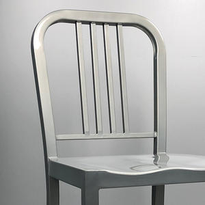 Apartamentos Loft Moda Metal Hierro Silla de comedor Negociación Restaurante Silla de café Estilo industrial Silla Azul Marino - Product Image 5