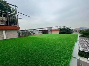 หญ้าเทียมสำหรับกลางแจ้ง พรมหญ้าสังเคราะห์สีเขียว ดูเป็นธรรมชาติ หญ้าเทียมสำหรับใช้งานกลางแจ้ง - Product Image 3