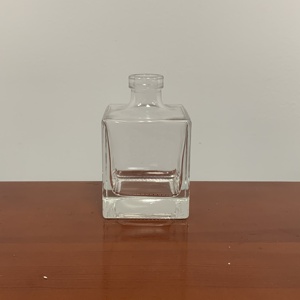 Dày dưới 100ml 200ml 500ml hình chữ nhật vuông siêu Flint chai nước hoa thủy tinh với nút chai - Product Image 3