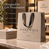 Sacs cadeaux de luxe en papier kraft avec poignées en ruban noir, logo personnalisé pour emballage de détail en boutique, commandes en gros pour les magasins de cadeaux